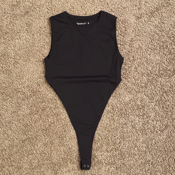 Abercrombie & Fitch Tops - Seamless High Side Bodysuit